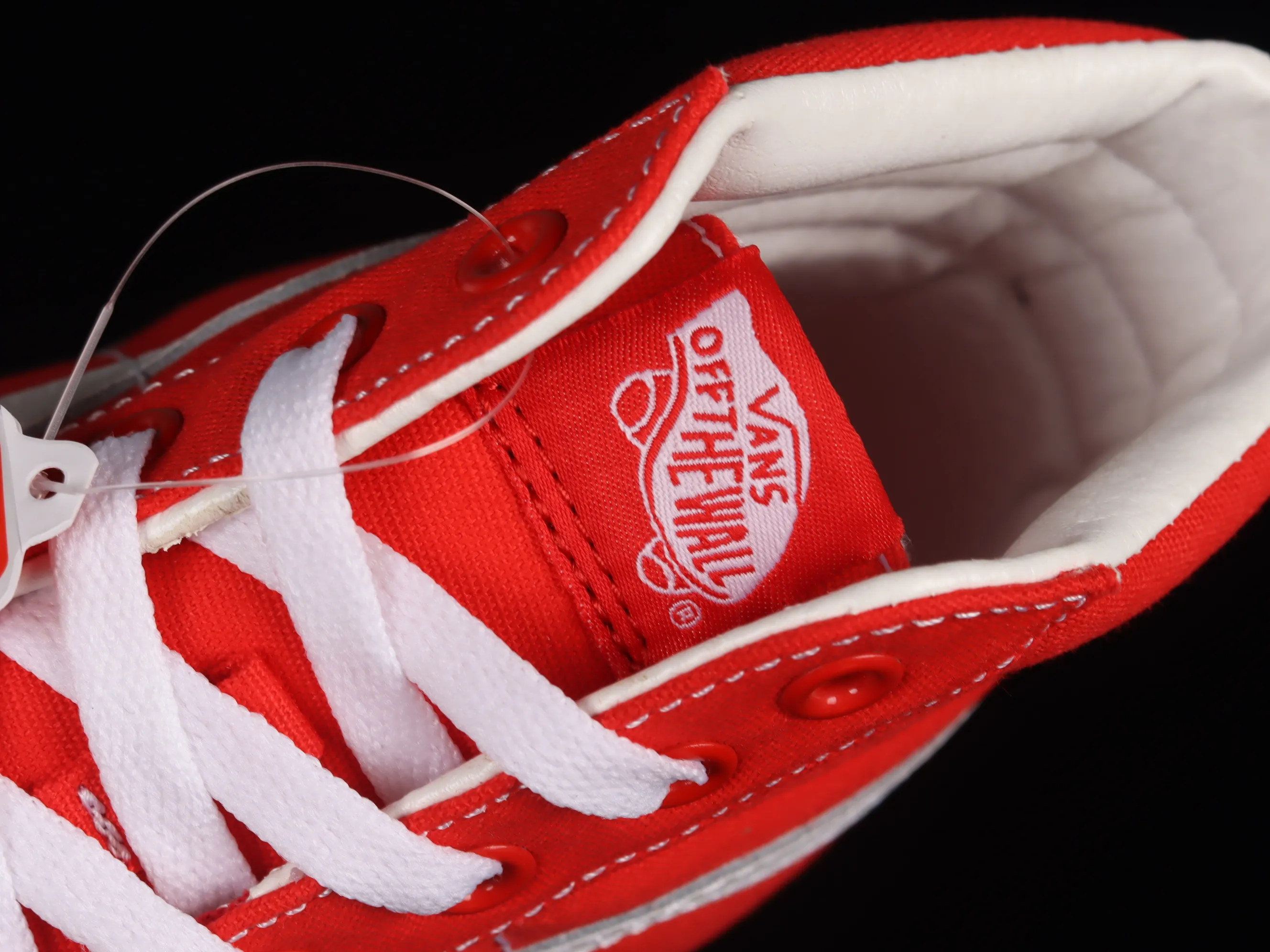 All categories Vans Vans series Vans Hi Vans high-top Vans SK8-Hi Vans official high-end branch classic red and white high-top casual sneakers VN000TS9GYK